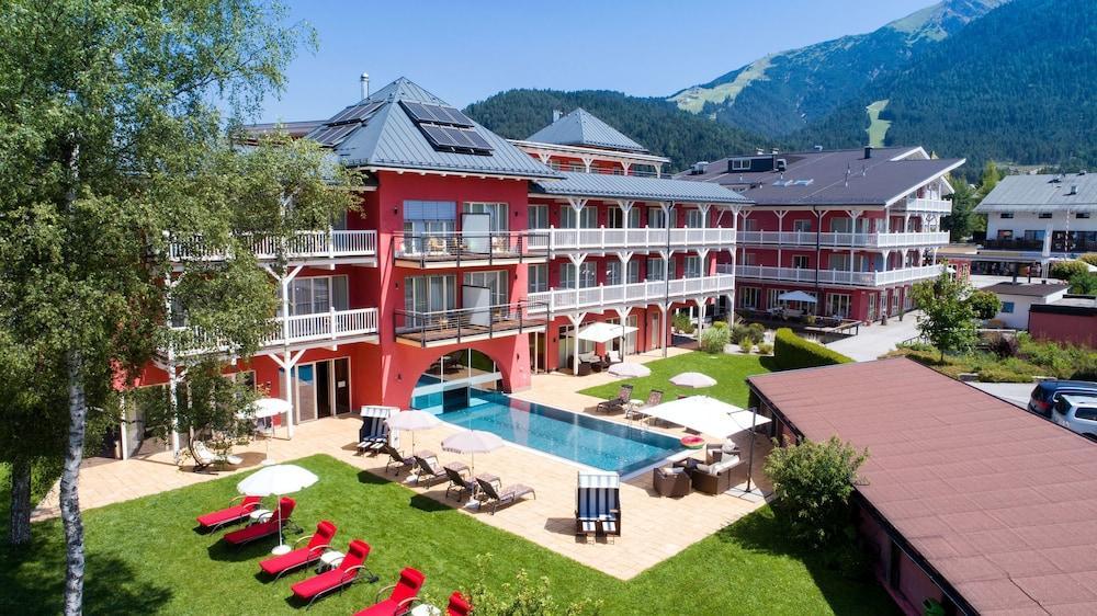 Das Hotel Eden - Das Aktiv- & Wohlfuehlhotel In Tirol Auf 1200M Hoehe Seefeld in Tirol Bagian luar foto