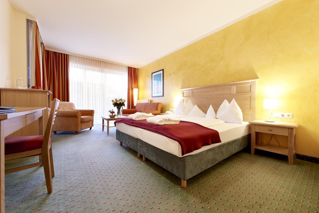 Das Hotel Eden - Das Aktiv- & Wohlfuehlhotel In Tirol Auf 1200M Hoehe Seefeld in Tirol Bagian luar foto